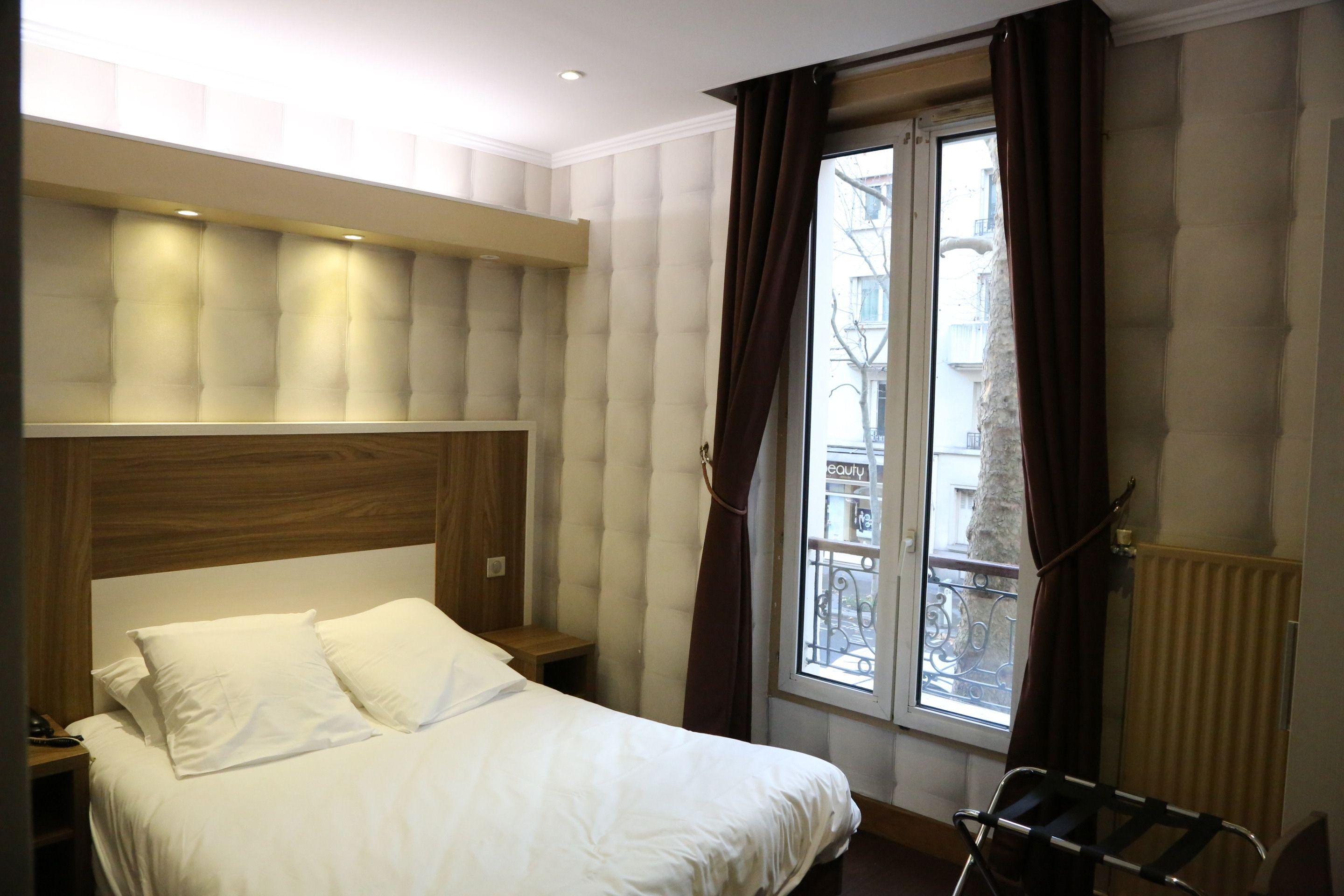 Grand Nouvel Opera Hotel 3*